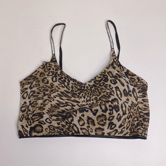 SHEIN Women's Leopard Crop Top - Picture 2 of 8